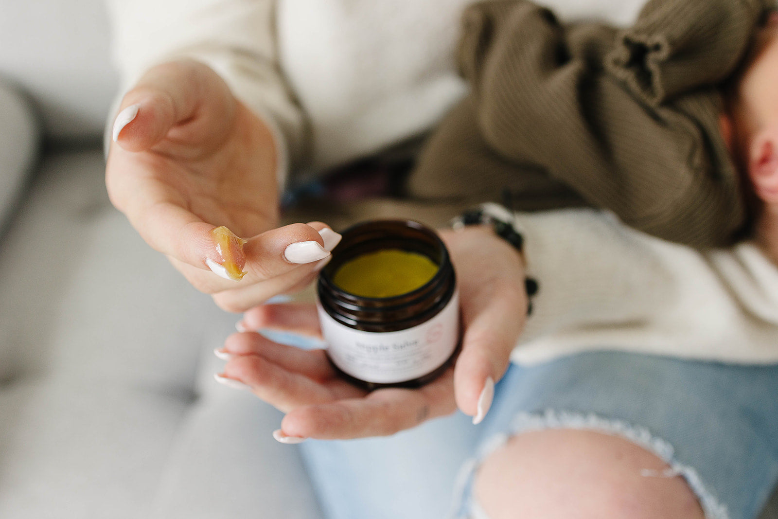 🌿 Mama Care Salve